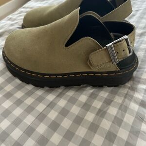 Dr. Marten Zebzag mules